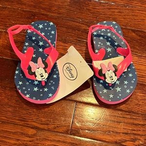 Disney Minnie Mouse flip flops - Size 7/8